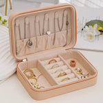 boîte rangement bijoux simili cuir rose clair moderne réutilisable boucles oreilles colliers bagues bracelet