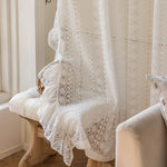 rideau blanc dentelle motifs floraux classique romantique translucide maison