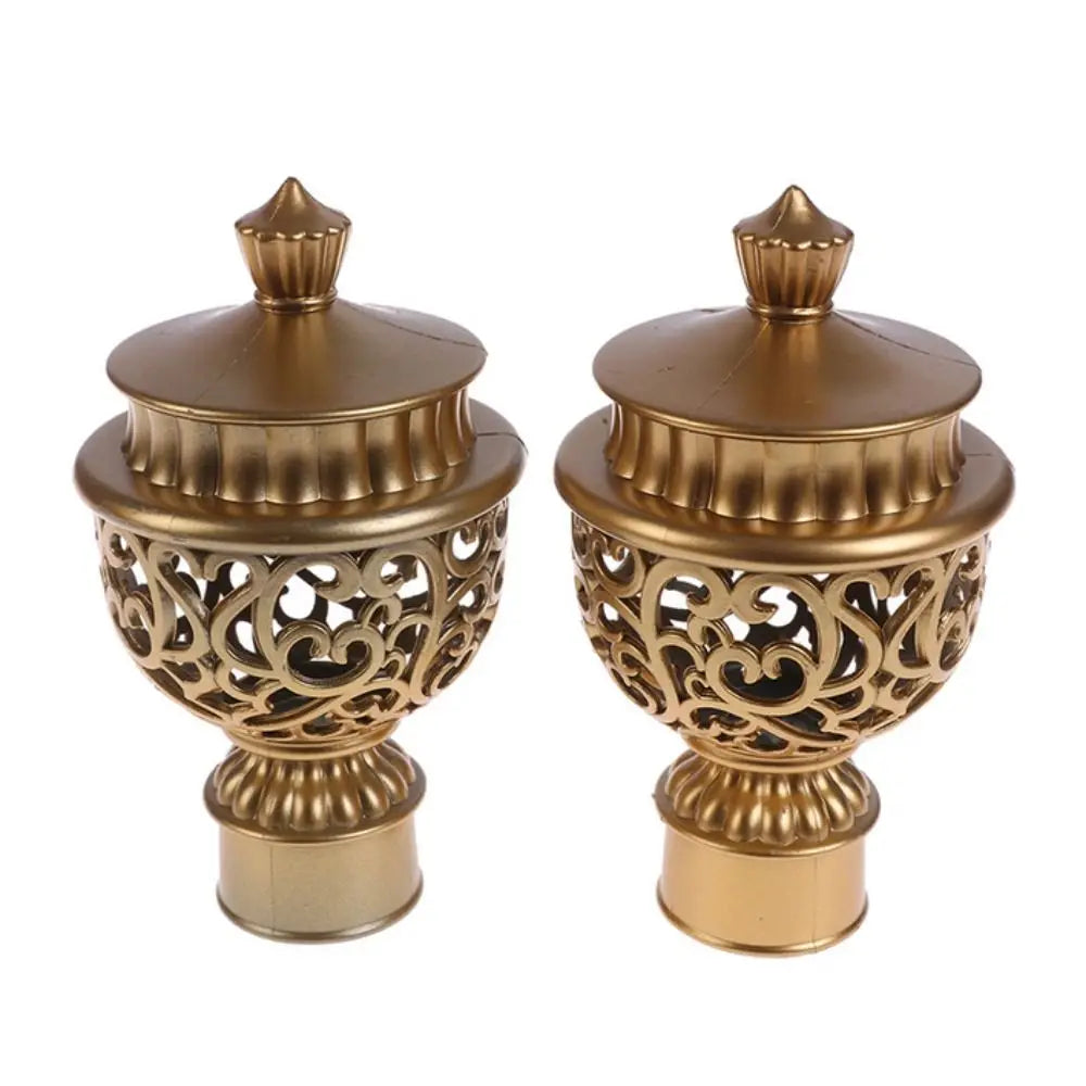 finition rideau blanc orné motifs floraux classique élégant tringle capuchon durable accessoire deco moderne