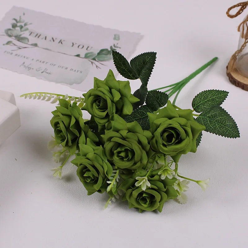 décoration intérieure bouquet artificiel roses soie classique blanc violet noir
