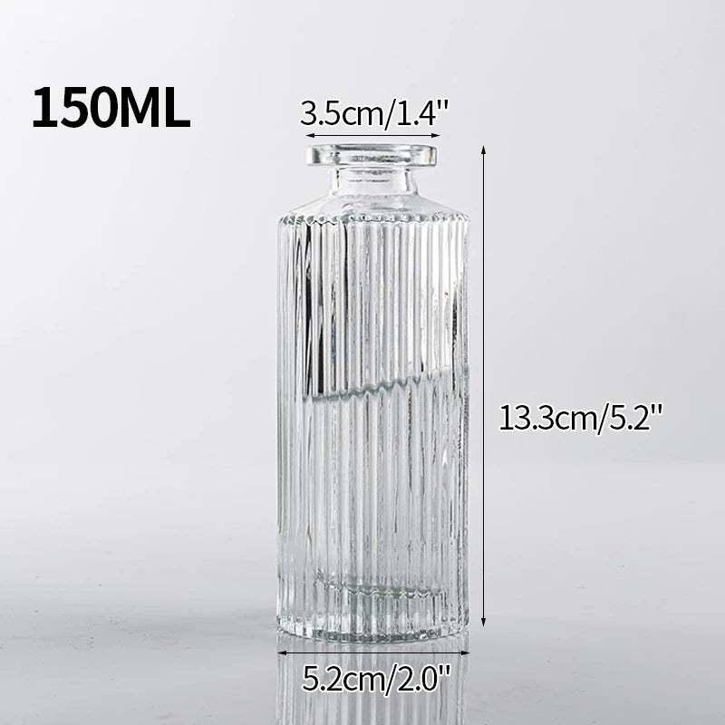 vases décoratifs modernes transparents rayures vertes fleurs maison table mariage