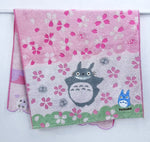 serviette bain plage coton totoro fleurs motifs enfantins vert rouge gris roseclair