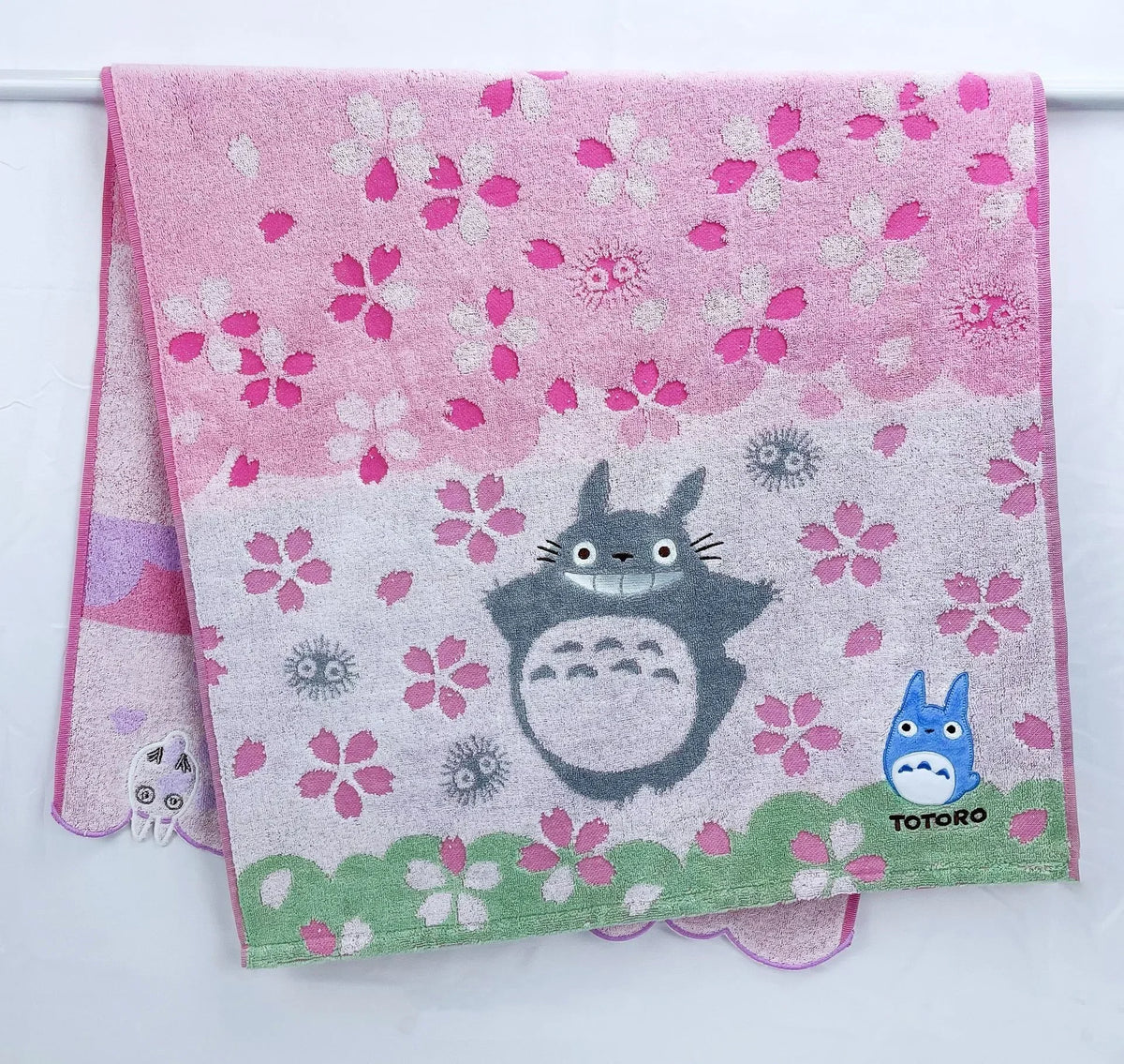 serviette bain plage coton totoro fleurs motifs enfantins vert rouge gris roseclair