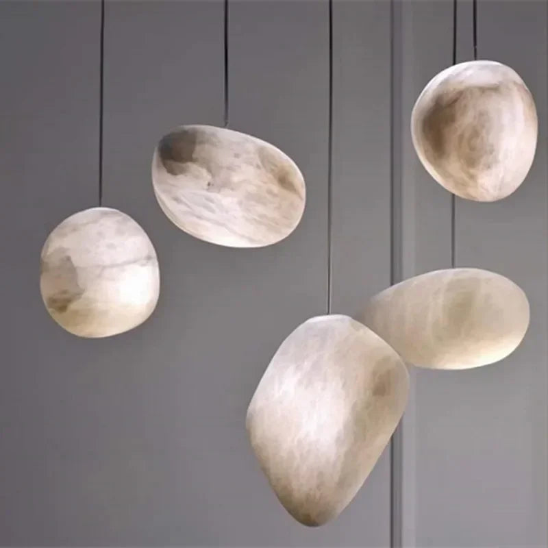 lampe suspendue moderne marbrée blanc beige chaînes métalliques salon chambre lumière trắng đèn trang