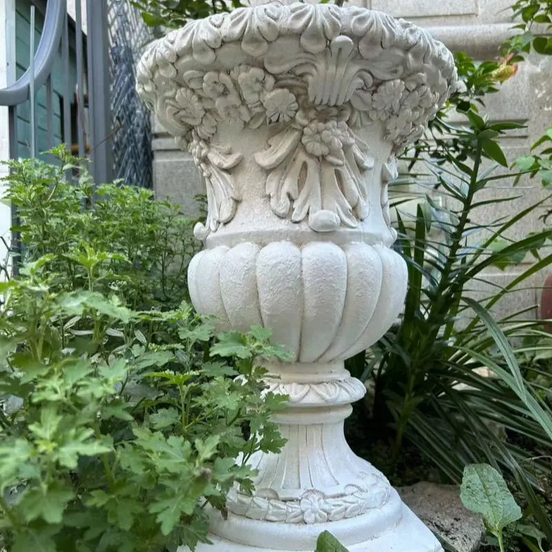pot fleur relief decoratif classique blanc vert rouge decoration maison ornementale baroque textures végétales