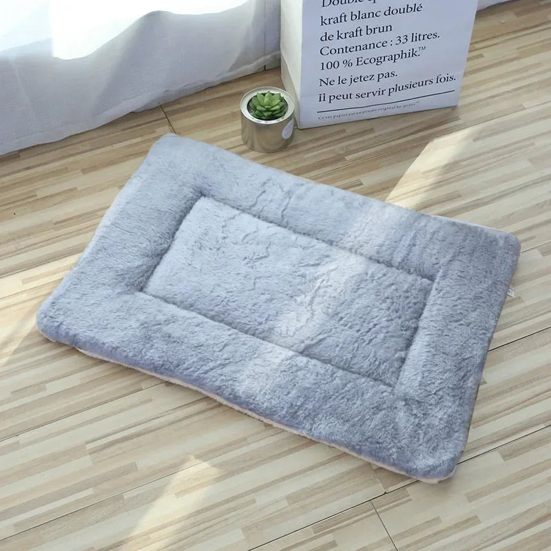 tapis lit doux chat petit chien couverture peluche animaux compagnie confort maison