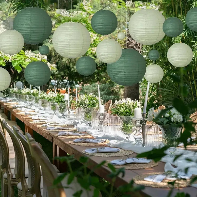 lanternes papier rondes vert menthe mariage anniversaire noel decoration festiveSuspension fil (corde)