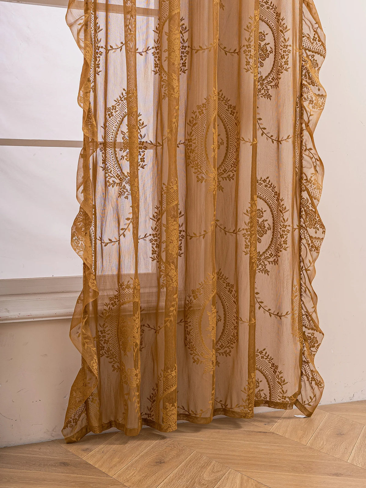 rideau floral semi transparent classique brodé fleurs beige clair salon décoration intérieure polyester
