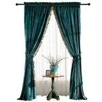 rideaux velours vert pompons beige tringle noire élégants classiques bohèmes opaques