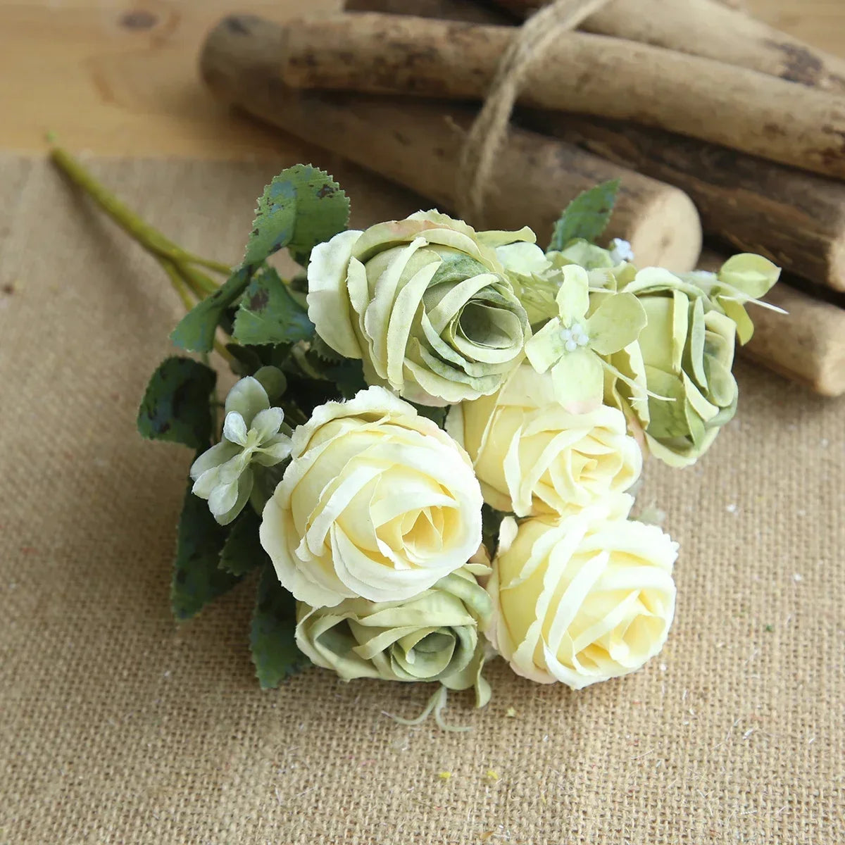 bouquet artificiel roses classique romantique intérieur mariage anniversaire baby shower