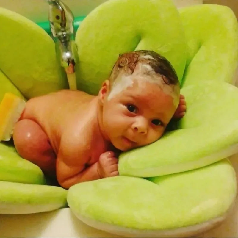 coussin bain fleur doux bébé jaune vert rose marron antislip sécurité baignoire 36 mois