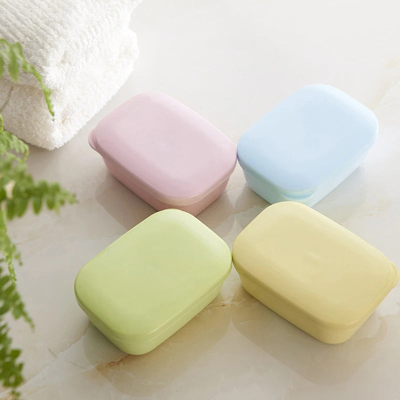 boîte savon moderne bleu clair rose jaune pastel matériau drainage intégrée portable dimensionnée minimaliste