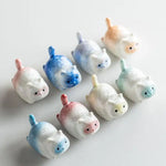 figurines chats céramique blanc bleu rose vert artisanal moderne maison chambre