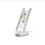 support smartphone transparent moderne figurine dorée minimaliste chambre