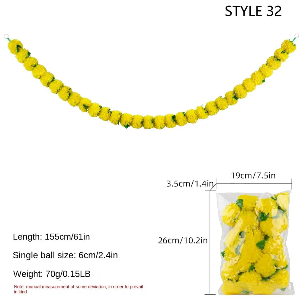 guirlande artificielle jaune rouge vert boules couleur petites feuilles cloches dorées décoration fête mariage