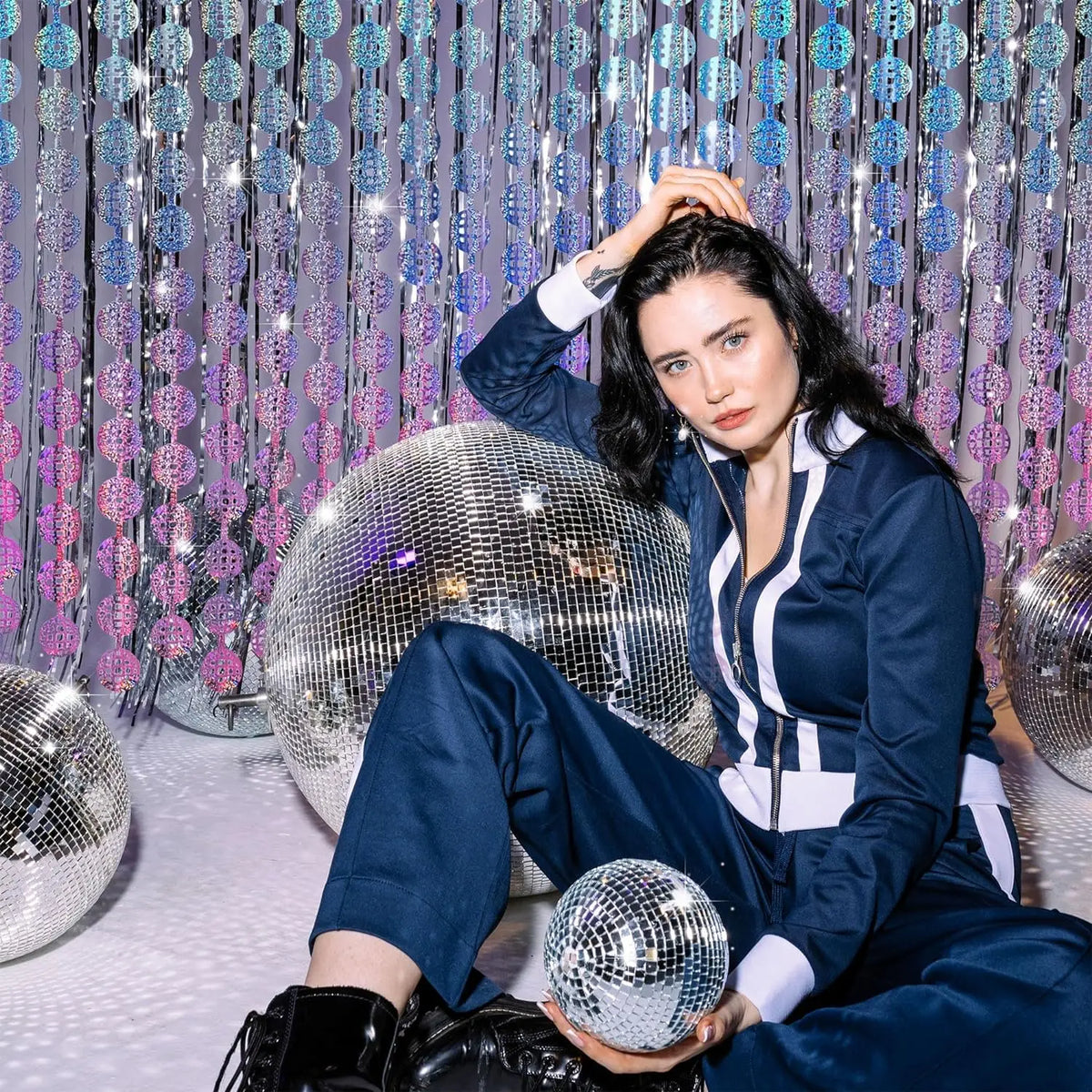 rideau decoratif disco festif cercles geometriques argent bleu semi transparent moderne event anniversaire mariage