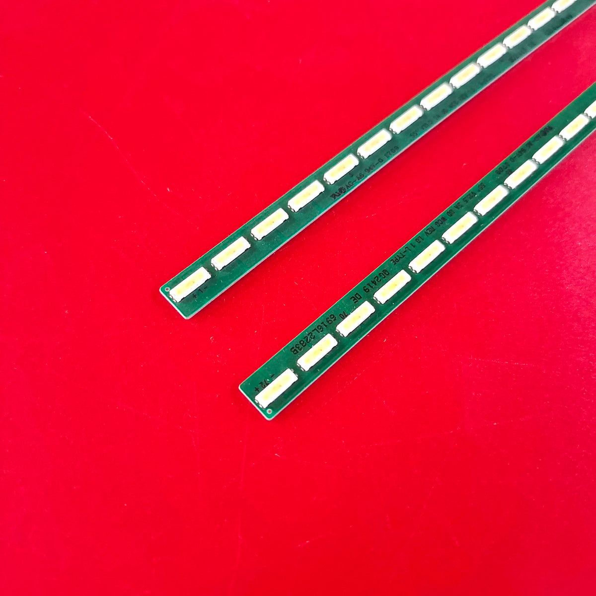 bande led vert rectangles blancs éclairage spécial téléviseur moderne connecteurs électriques 63 lampes 605mm