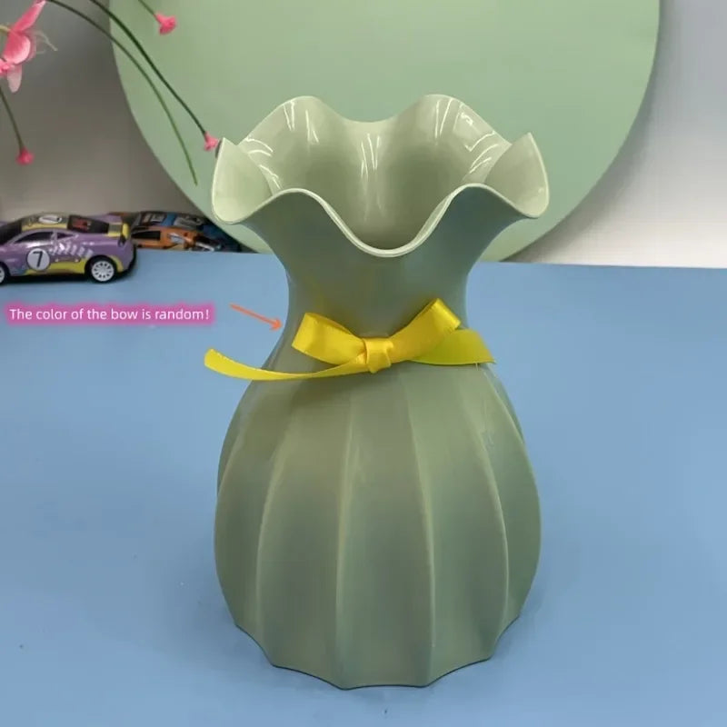 vase moderne plissé vert clair rose jaune rouge blanc plastique ruban satin fixations incluses
