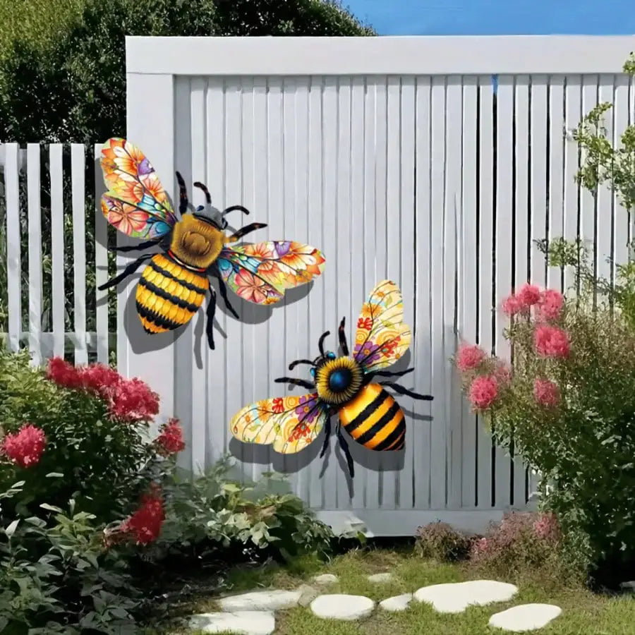 sculpture abeille métal couleur noir jaune artisanal extérieur intérieur motifs floraux papillon