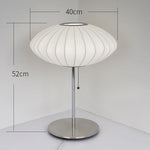 lampe murale moderne blanc bois rayures fixée mur câble électrique interrupteur cuisine chambre coucher