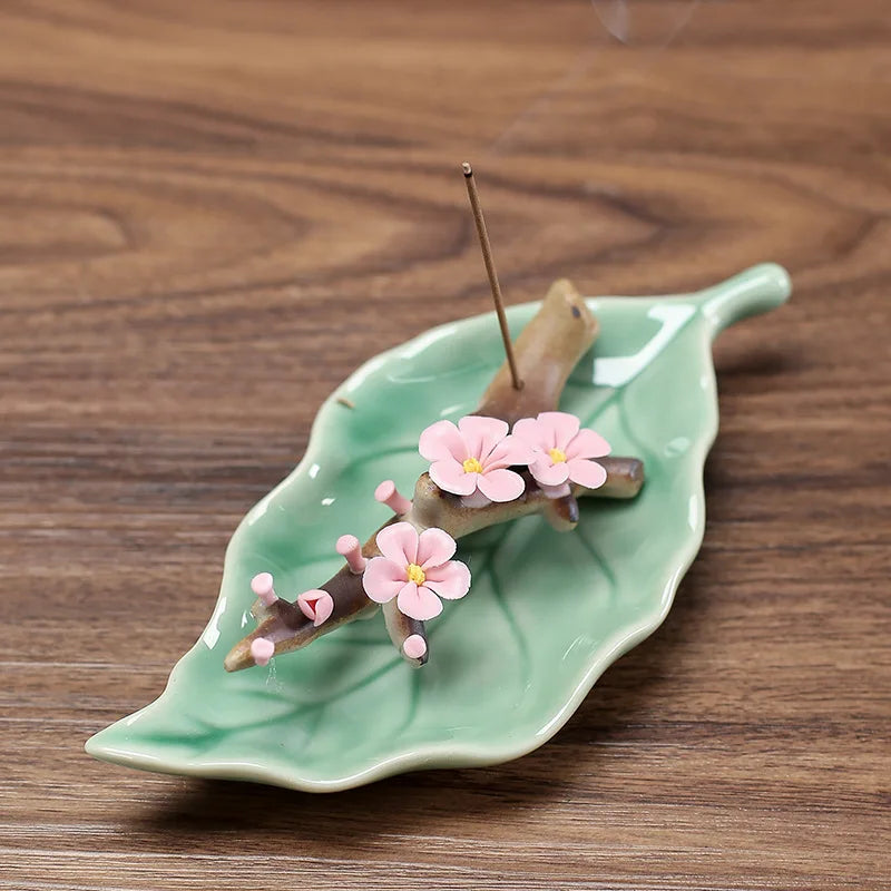 support encens vert clair feuilles fleurs artisanal aromathérapie salon décoration fleuri nature incense burner