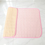 tapis refroidissement animal bleu clair texture geometrique moderne anti urine lavable machine
