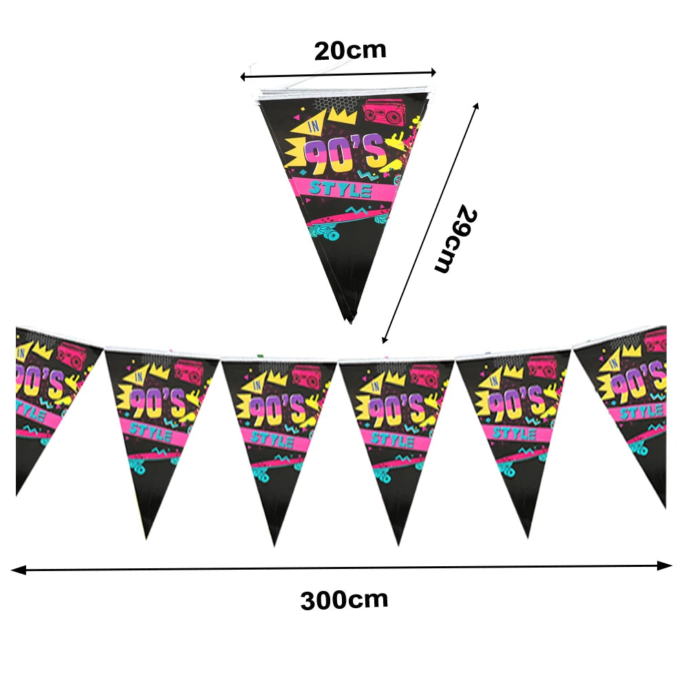 nappe jetable 90s anniversaire graphique cassette audio noir rose jaune bleu festive retrogaming tableDecoration