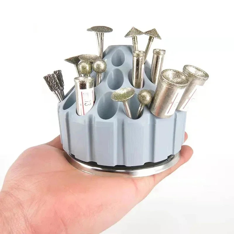 boîte rangement outils perforée moderne gris jaune bleu vert foncé organisation atelier bijouterie