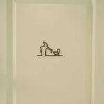 décoration murale moderne wc humoristique panneau métal noir minimaliste texte 3d facile salle bains