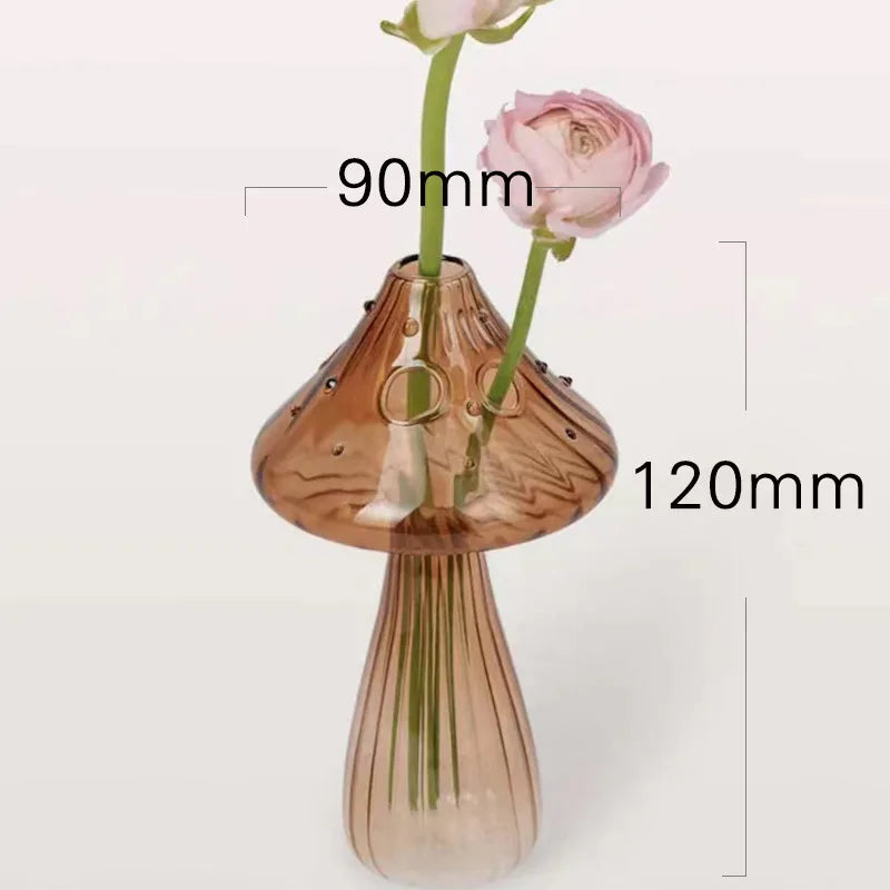 vase moderne verre coloré rayures vertes rouges jaunes dorés décoration