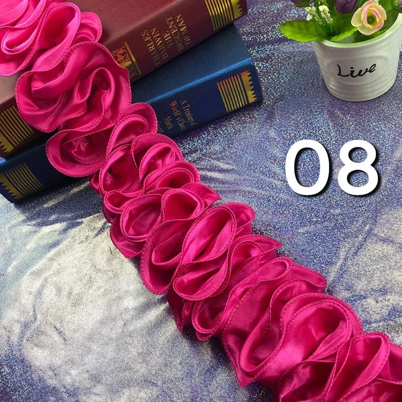 ruban plissé satiné largeur 9cm polyester opaque rouge rose bleu noir jaune bleuclair blanc