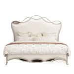 lit double cadre bois blanc détails dorés classique luxe chambre moderne meuble maison