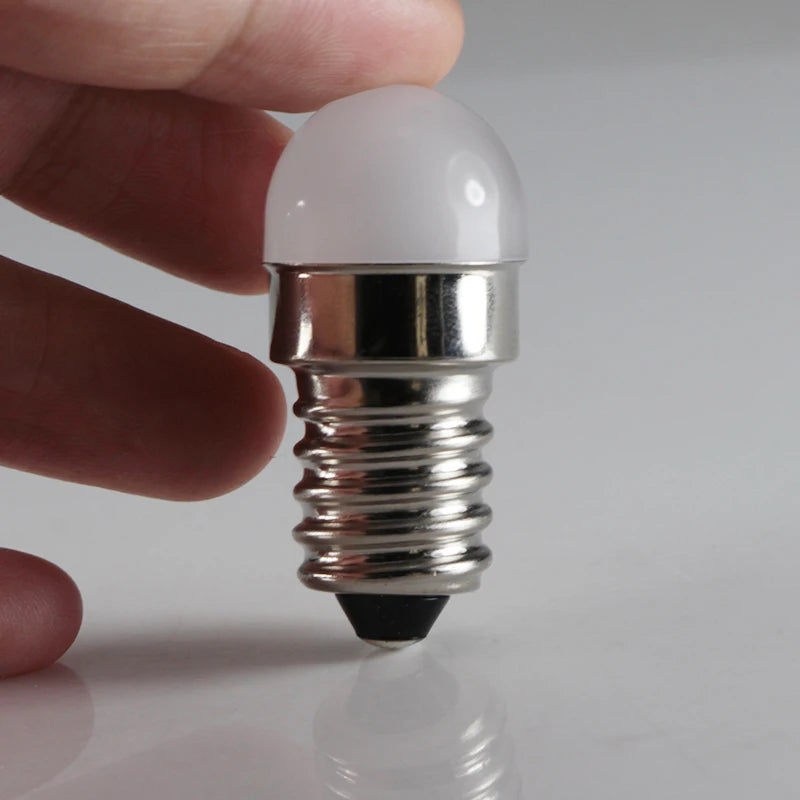 ampoule led e14 blanc mat moderne 249 lumens 220v 5000h opacité globe terre 360deg