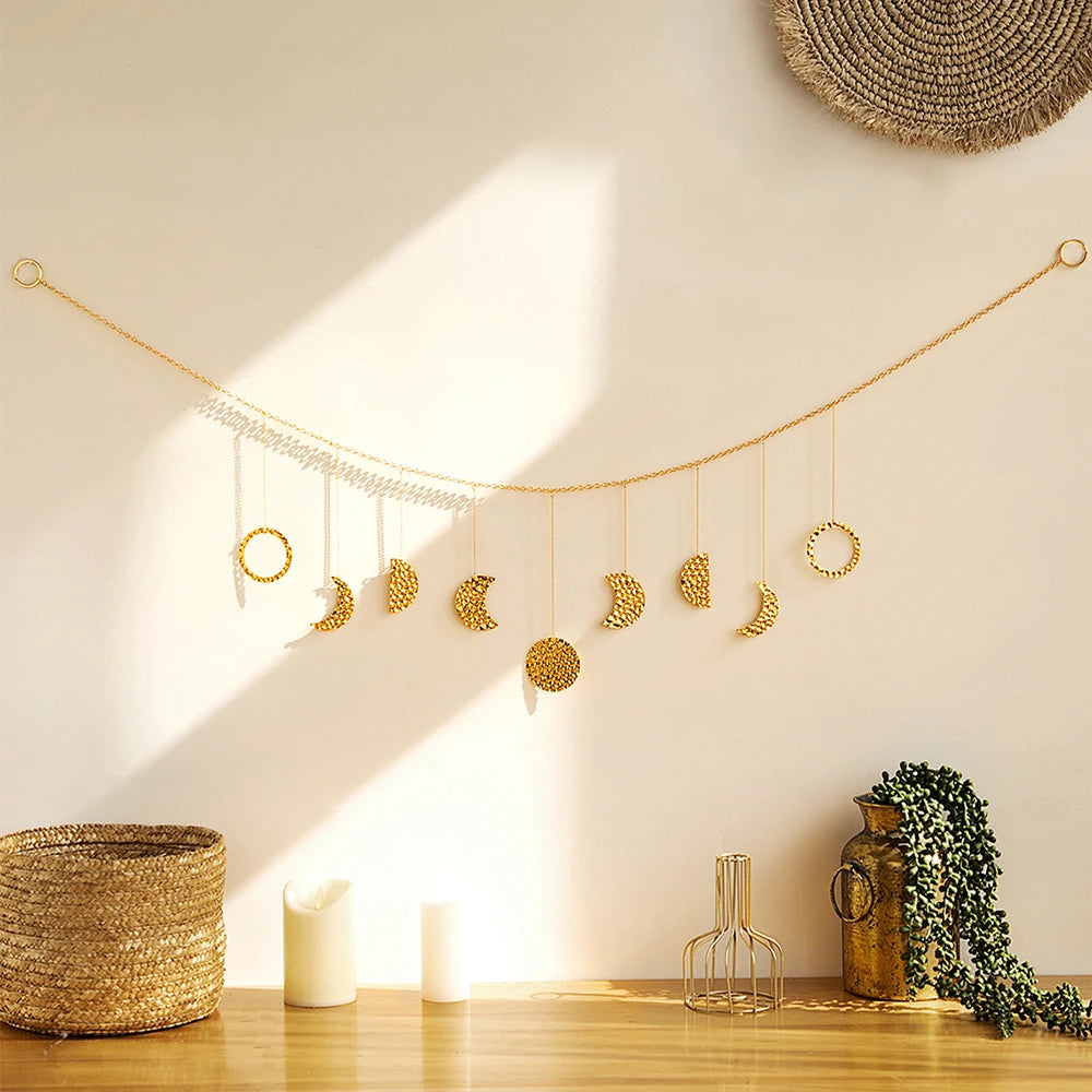 décoration murale phases lune guirlande perlée or bohème chic wall art moderne chambre