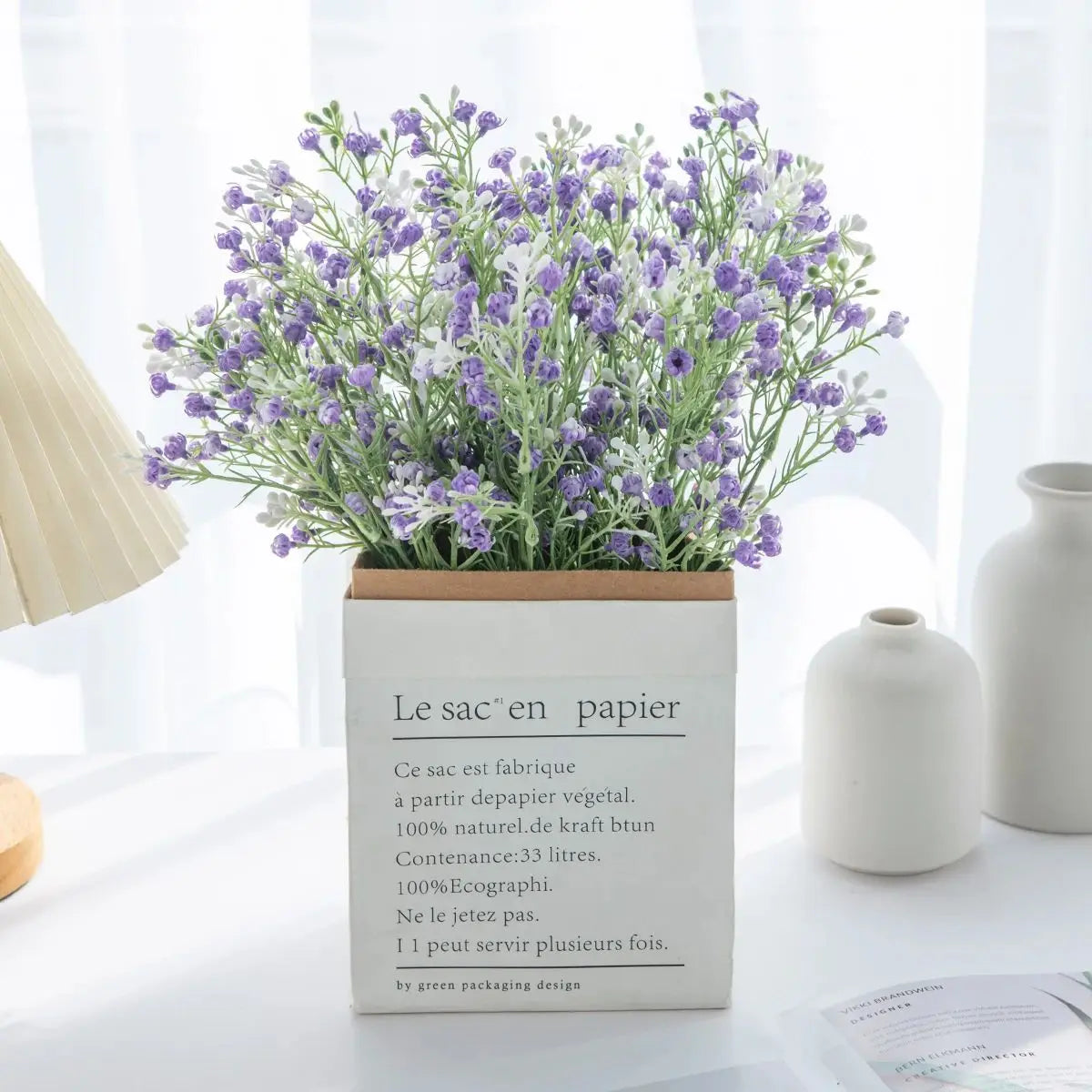 décoration intérieure moderne bouquet artificiel fleurs mixtes blanc jaune violet rose