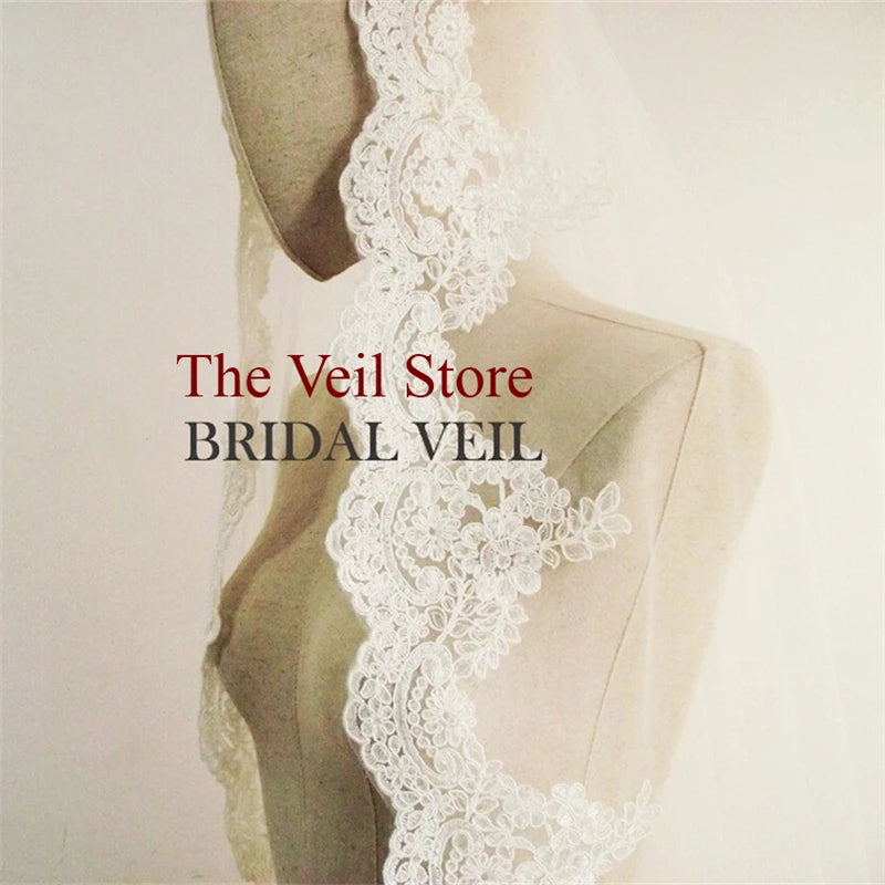 voile mariée blanc dentelle fine classique élégant voile cathédrale femme