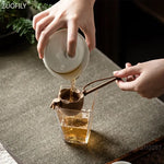 filtres thé rotin bambou marron clair tiges traditionnels artisanat cuisine théière mugs cups