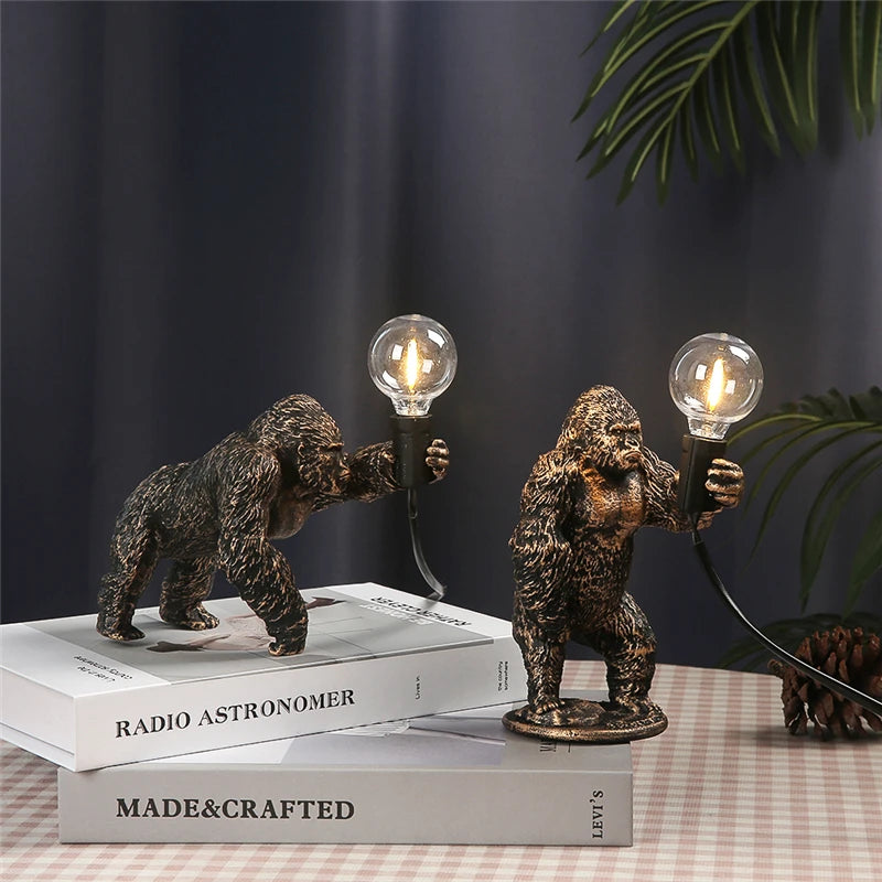 lampe poser moderne or noir ampoule led texture gorille animalier tringle câble noir