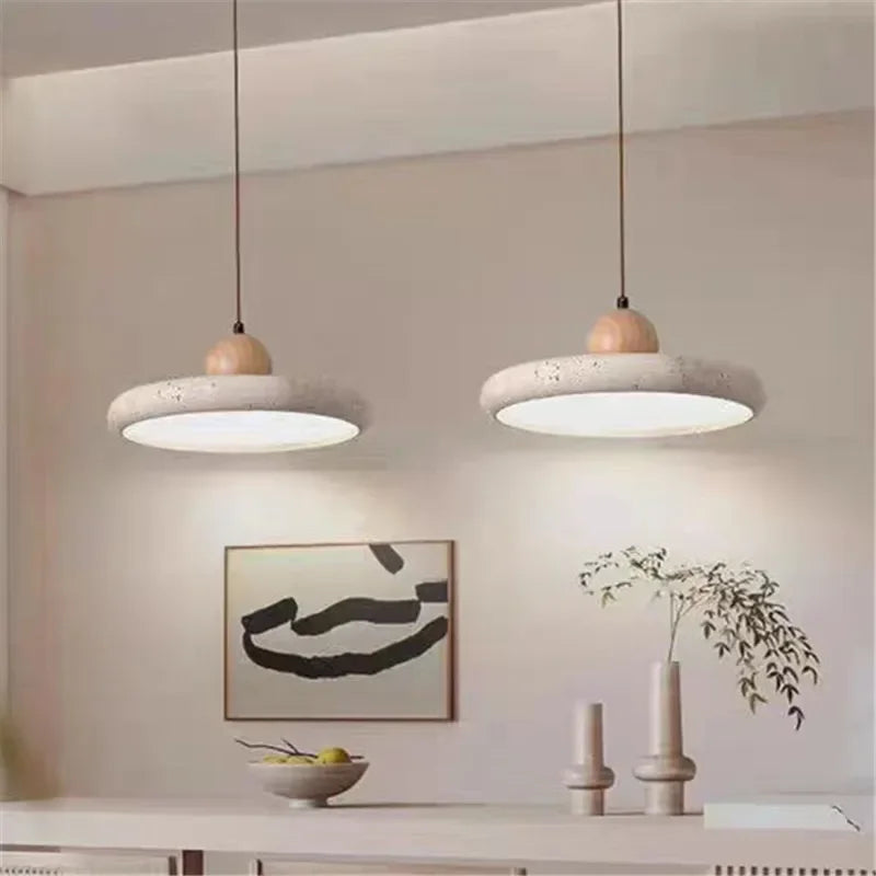 suspension lumineuse moderne gris bois diffuseur béton neutre 4000K blanc cordon suspendu minimaliste Pierre.texture