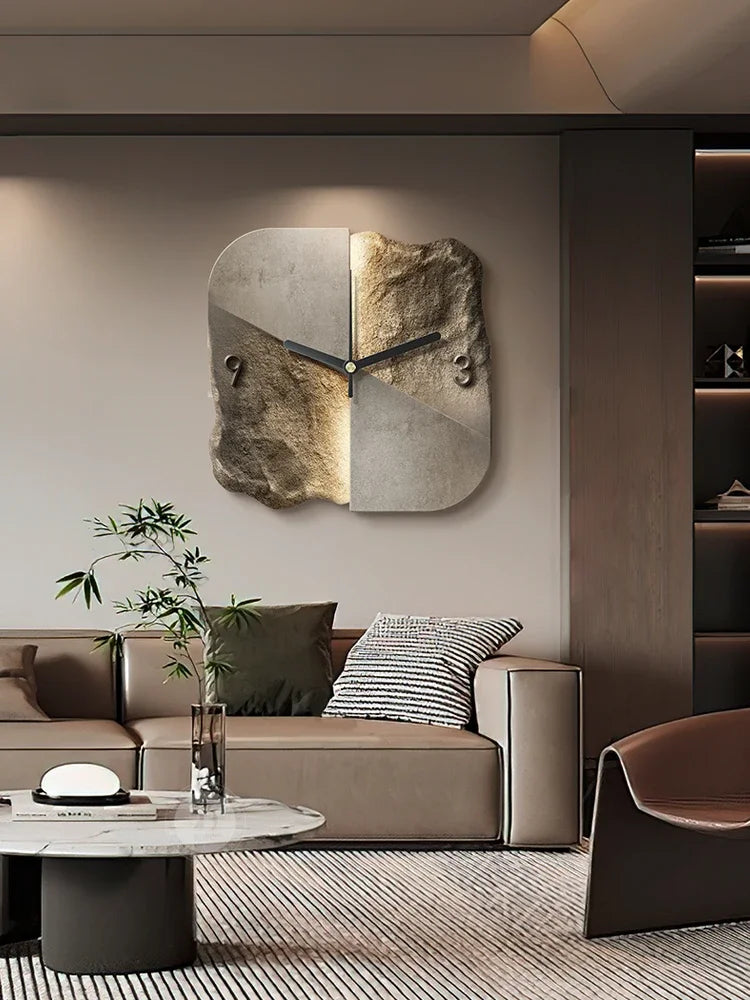 horloge murale moderne abstraite pierre trois dimensions gris beige marron fixée salon