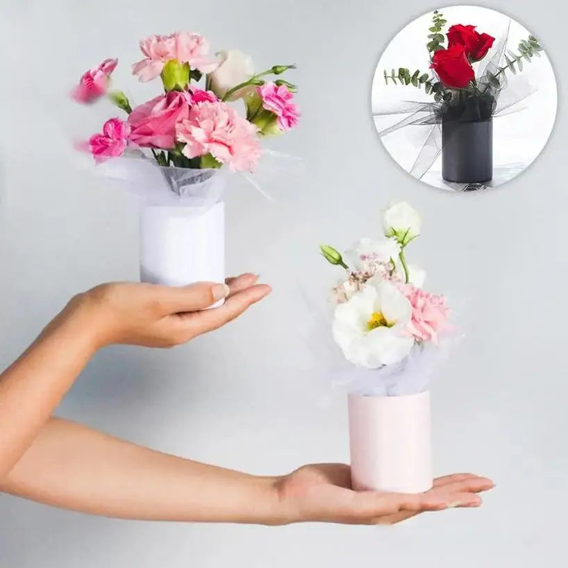 boîte décoration fleurs artificielles bouquet rose clair rose foncé blanc moderne minimaliste