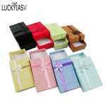 organisateur bijoux boîte velours papier noir rouge vert marron jaune rose bleu classique
