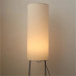 lampe sol moderne led blanc texture rugueuse interrupteur bouton éclairage ambiance chambre salon