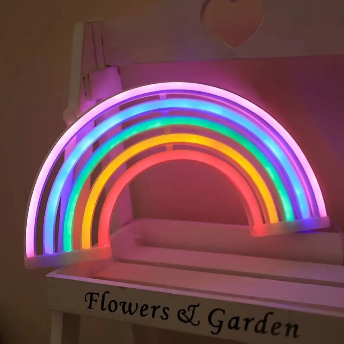 veilleuse arc ciel lumineuse multicolore moderne décoration chambre câble usb base plate fluorescente led