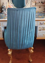 miroir console bois or ornements baroques meuble chambre coucher classique