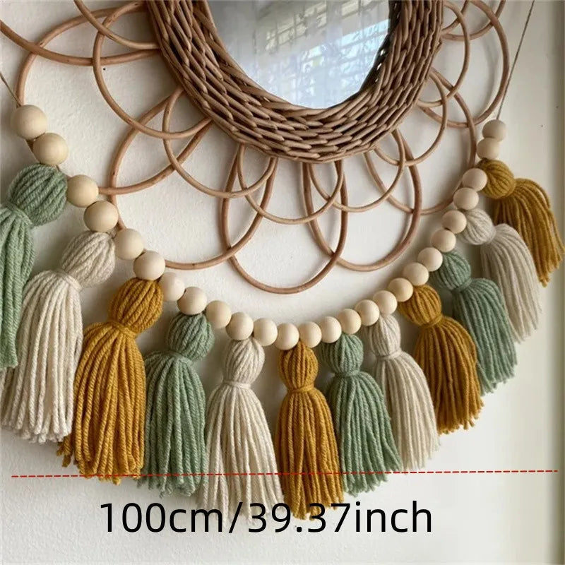 décoration murale boho dreamcatcher bois tassels beige vert moutarde blanc
