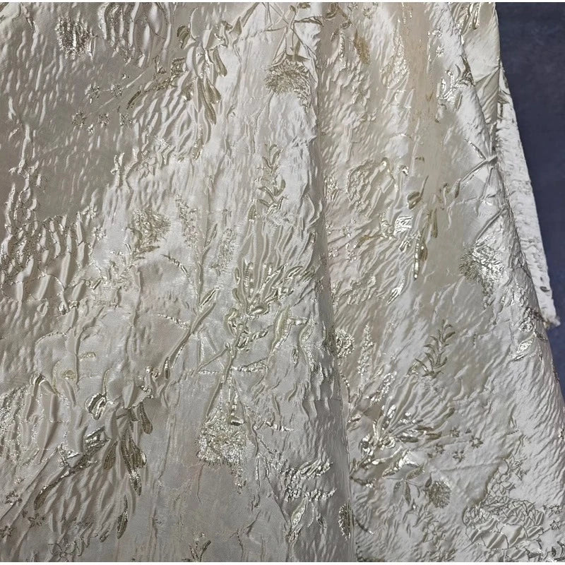 tissu brodé fleurs dorées blanc opalescent tissu brocart polyester fil d'or bricolage décoration maison