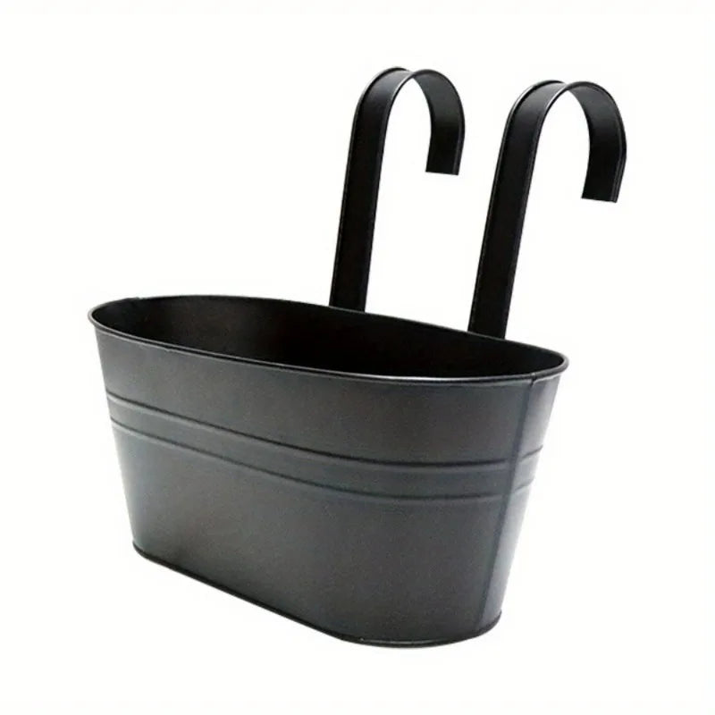 pots fleurs suspendus rectangulaires noir blanc texturé crochets balcon industriels rustiques