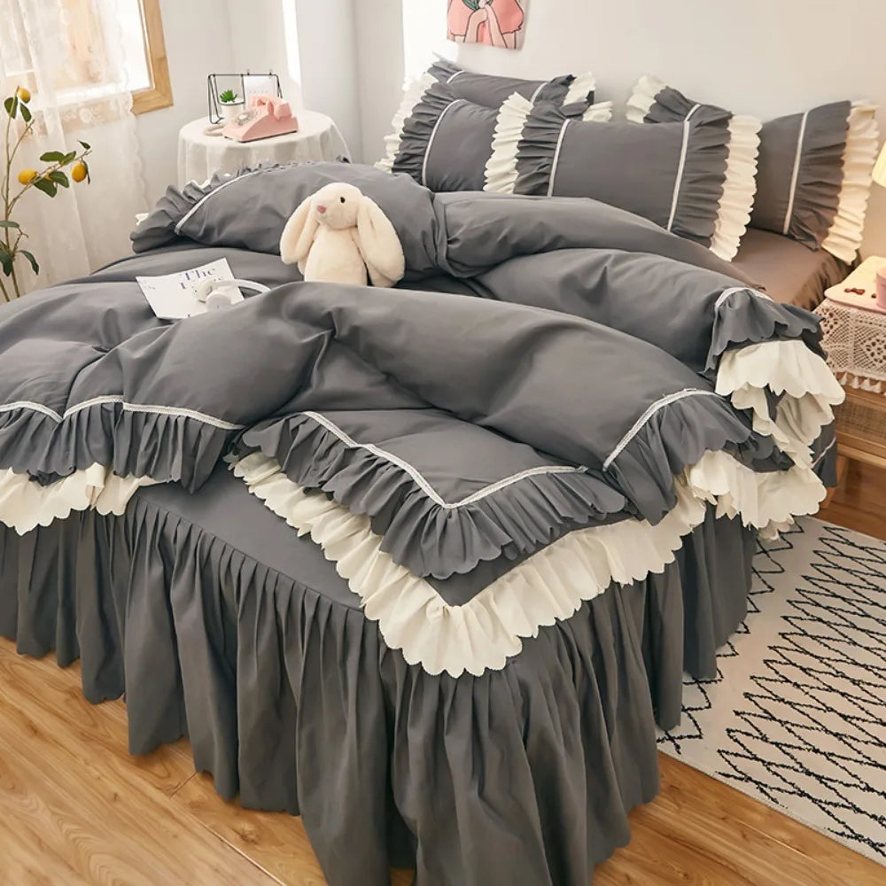 Drap de lit avec jupe en lin lisse - chambre élégante