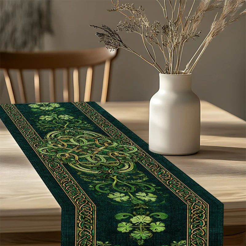 nappe lin trèfles celtiques motifs végétaux vert or festive table decoration durable